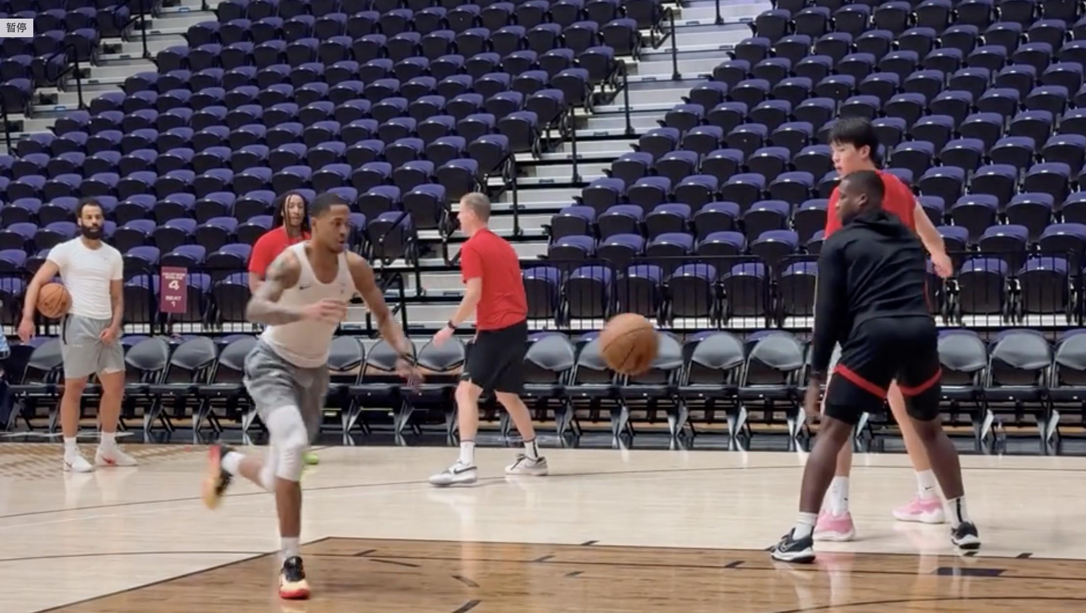 开云注册平台-记者：混音热身时专门跑了一套围绕杨瀚森低位策应的传切配合